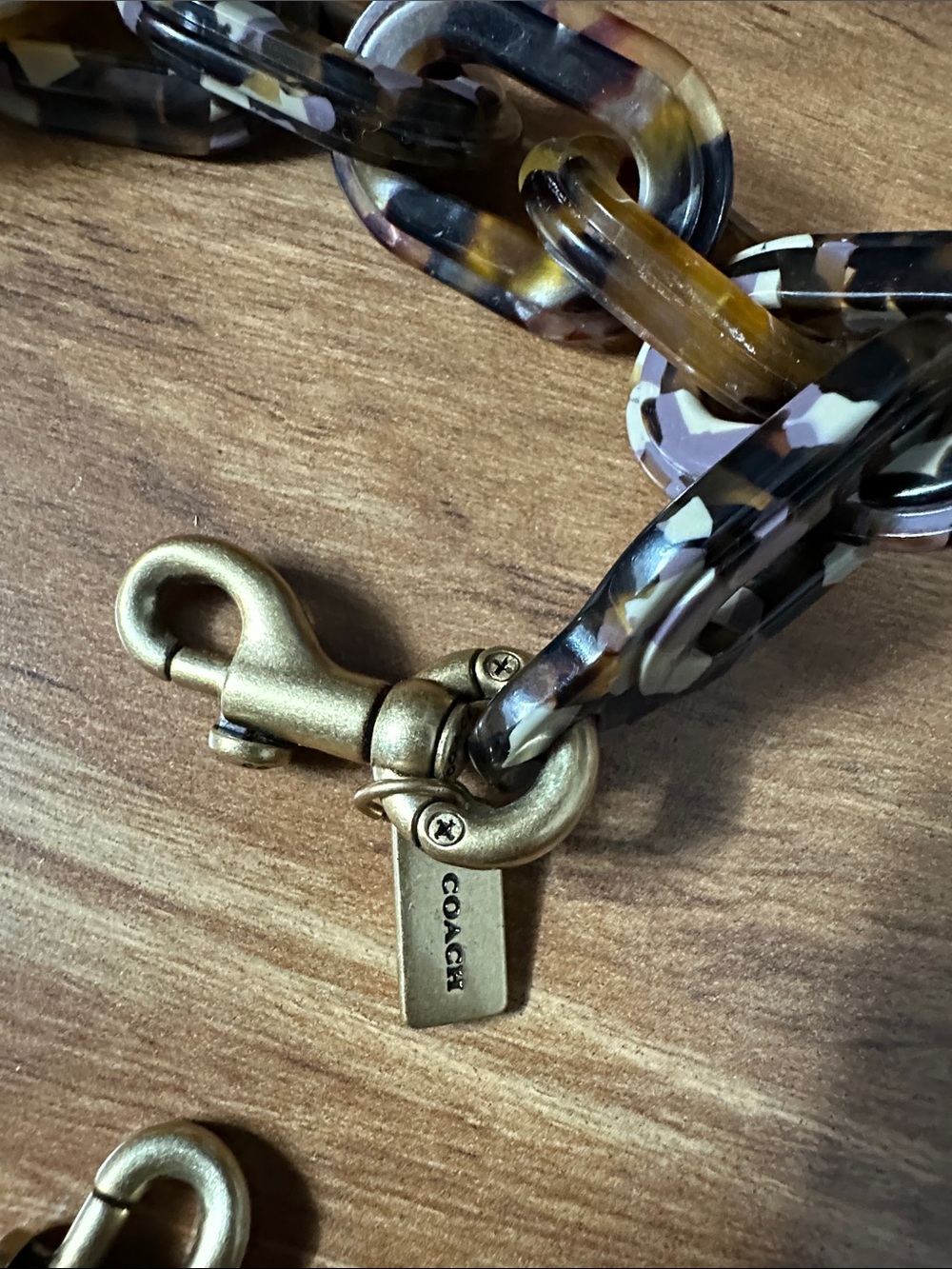 Coach Tortoise-Pattern Acrylic Chain Strap with Gold Hardware - Picture 3 of 3